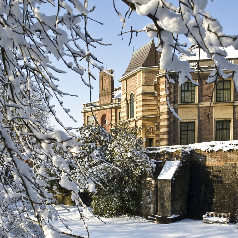 Photo of Eltham Palace in the snow on a sunny day