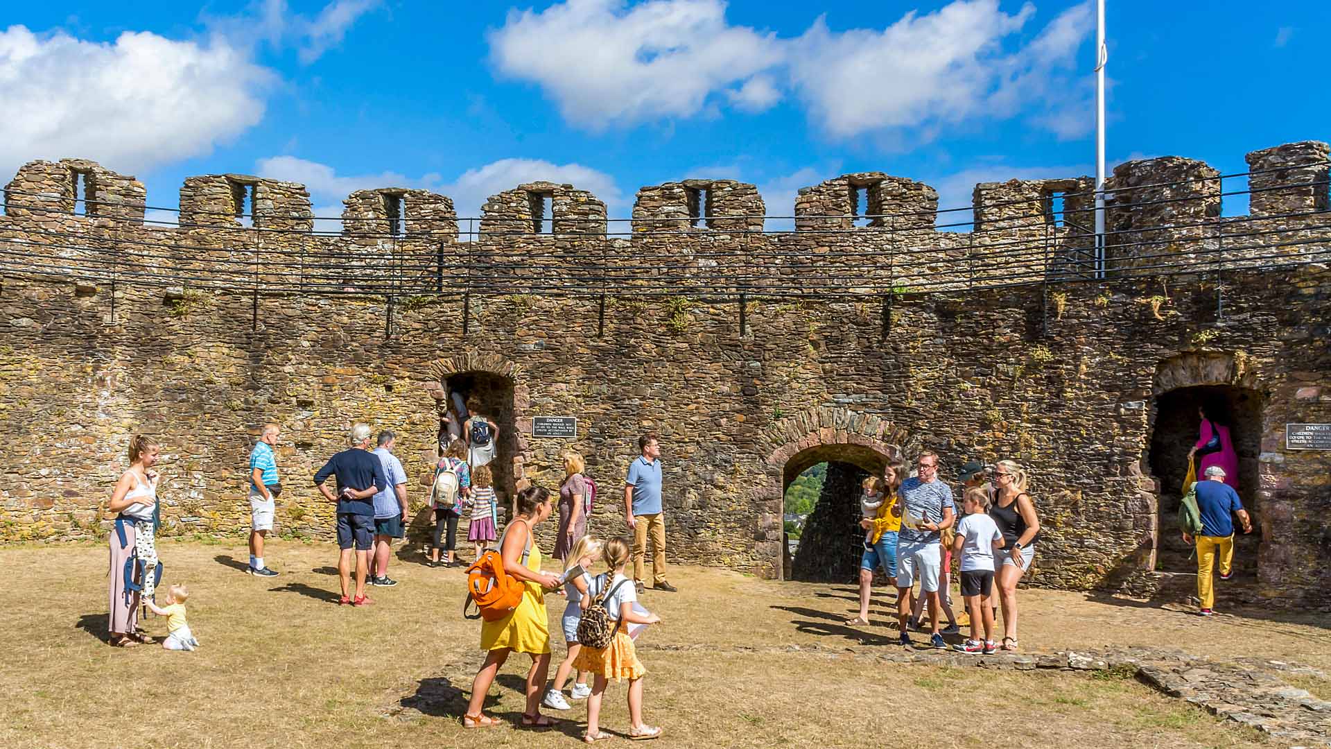 Visit Totnes Castle | English Heritage